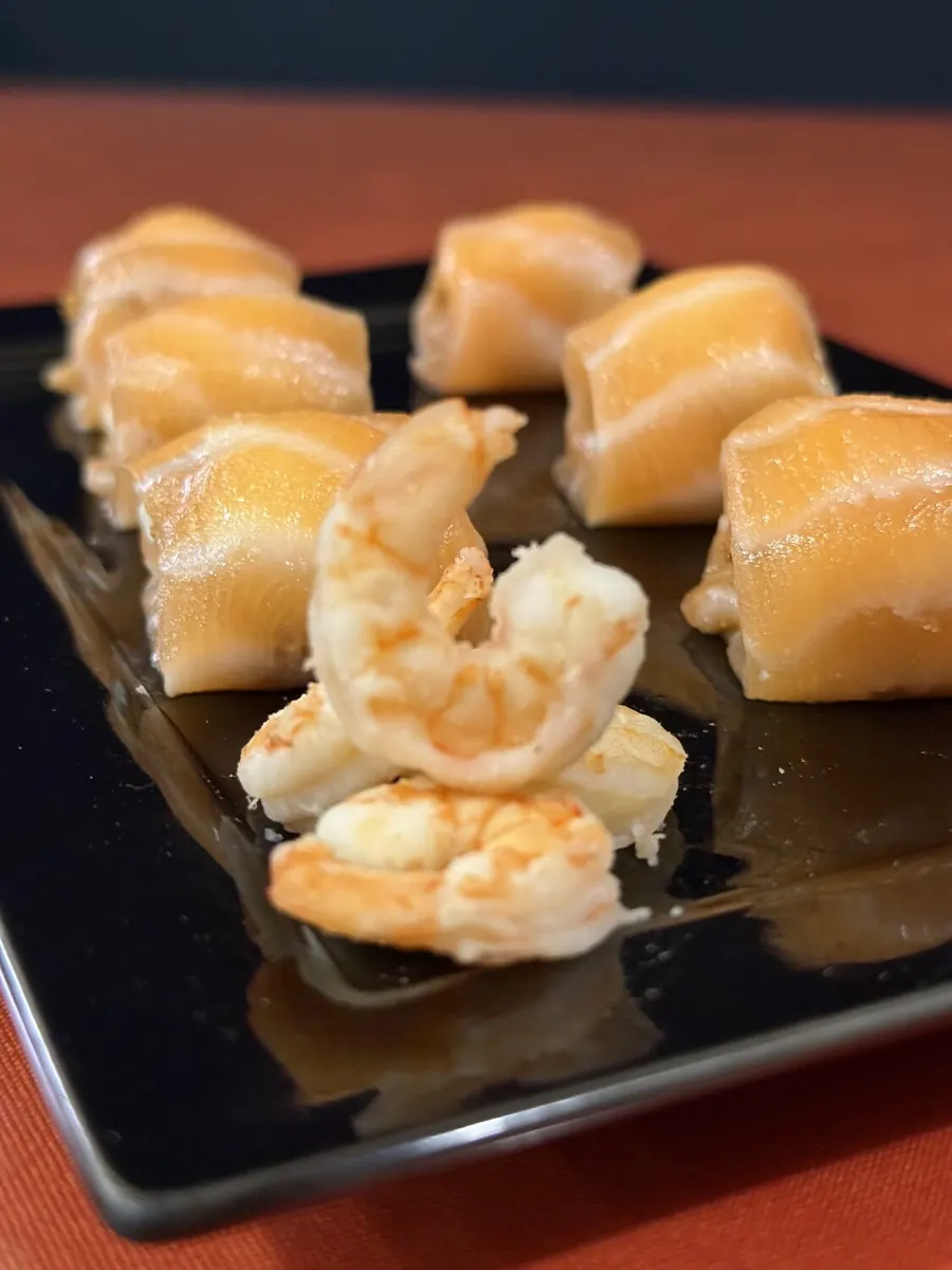 Sushi de salmão